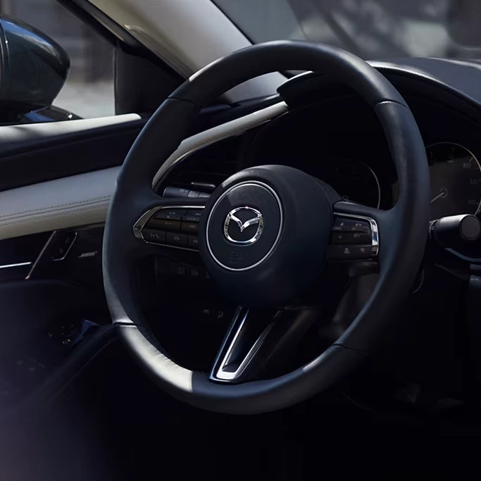 Design intérieur de la Mazda 3 en lumière naturelle